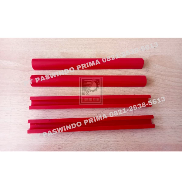 Seal C Profile D. 14 x 22 x 200mm Mat. PU Warna Merah Hard 80-85