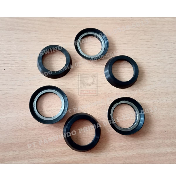 Seal Ring D. 28 x 36 x 8 mm Mat  NBR + Plate